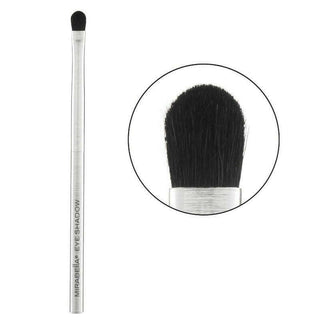 Mirabella Large Blending Brush - Big, fluffy brush for effortlessly blending large areas of eyeshadow for a seamless look.