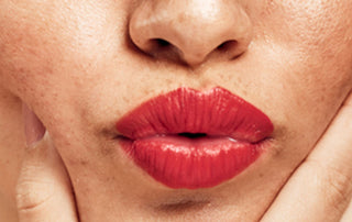 Best Natural Hydrating Lip Gloss Makeup For Artist